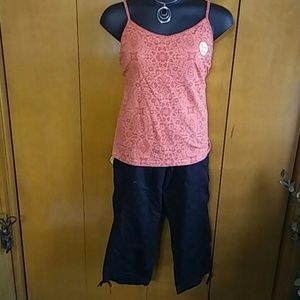 🥀Cargo Capris & Top